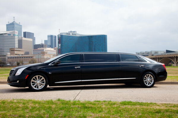 Cadillac stretch limousine seats 4-6 passengers.